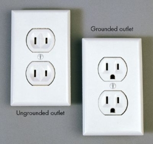 Replace electrical outlet in Atlanta